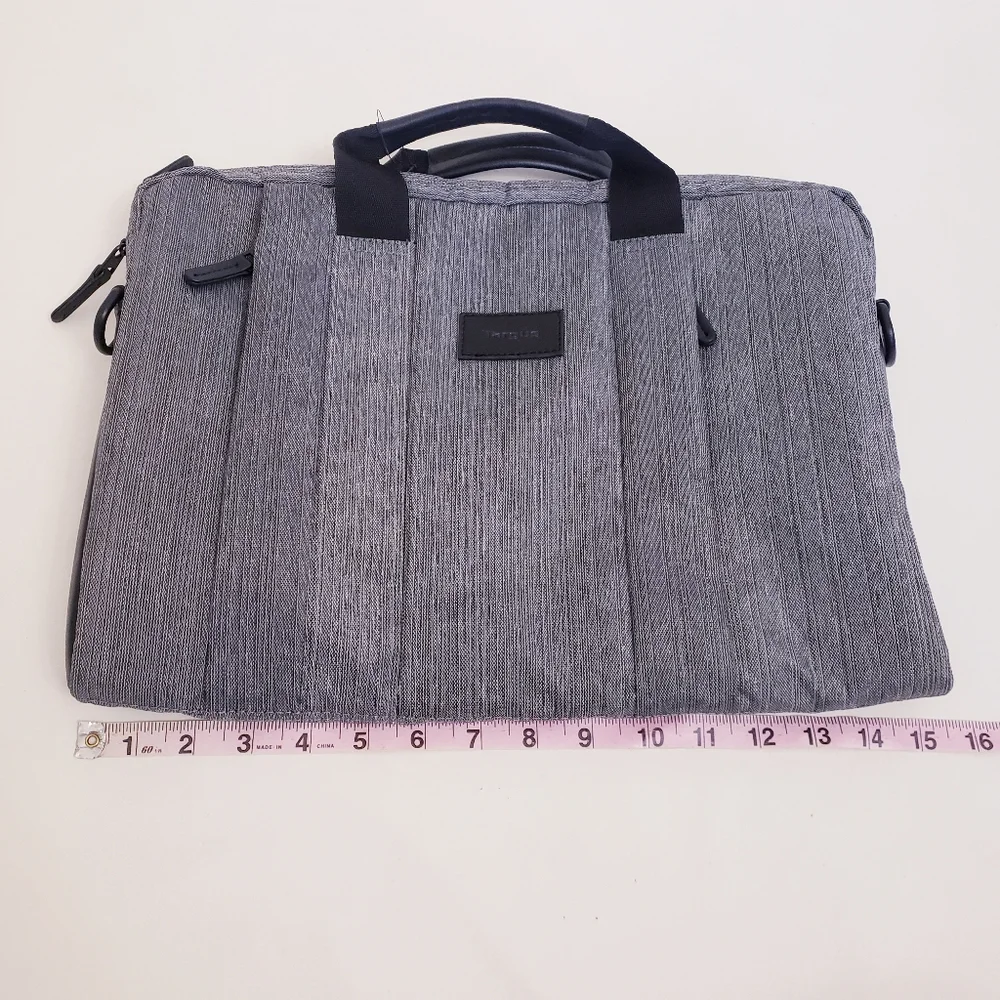 NWOT Targus Gray & Black Laptop Bag